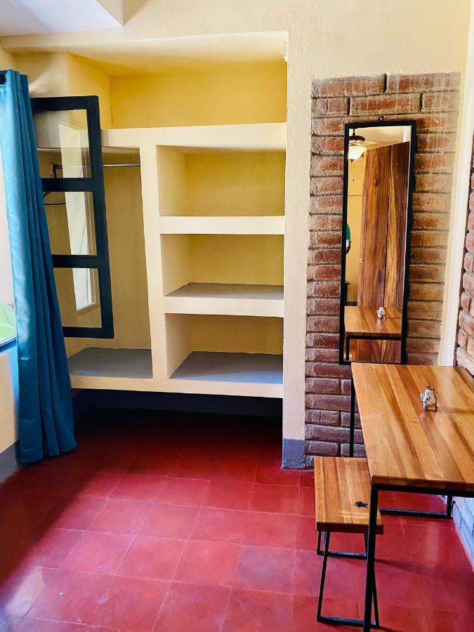 Hostal La Tortuga Booluda León 외부 사진