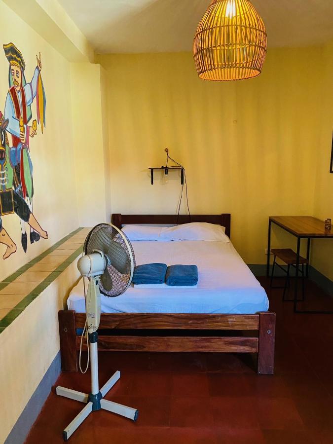 Hostal La Tortuga Booluda León 외부 사진